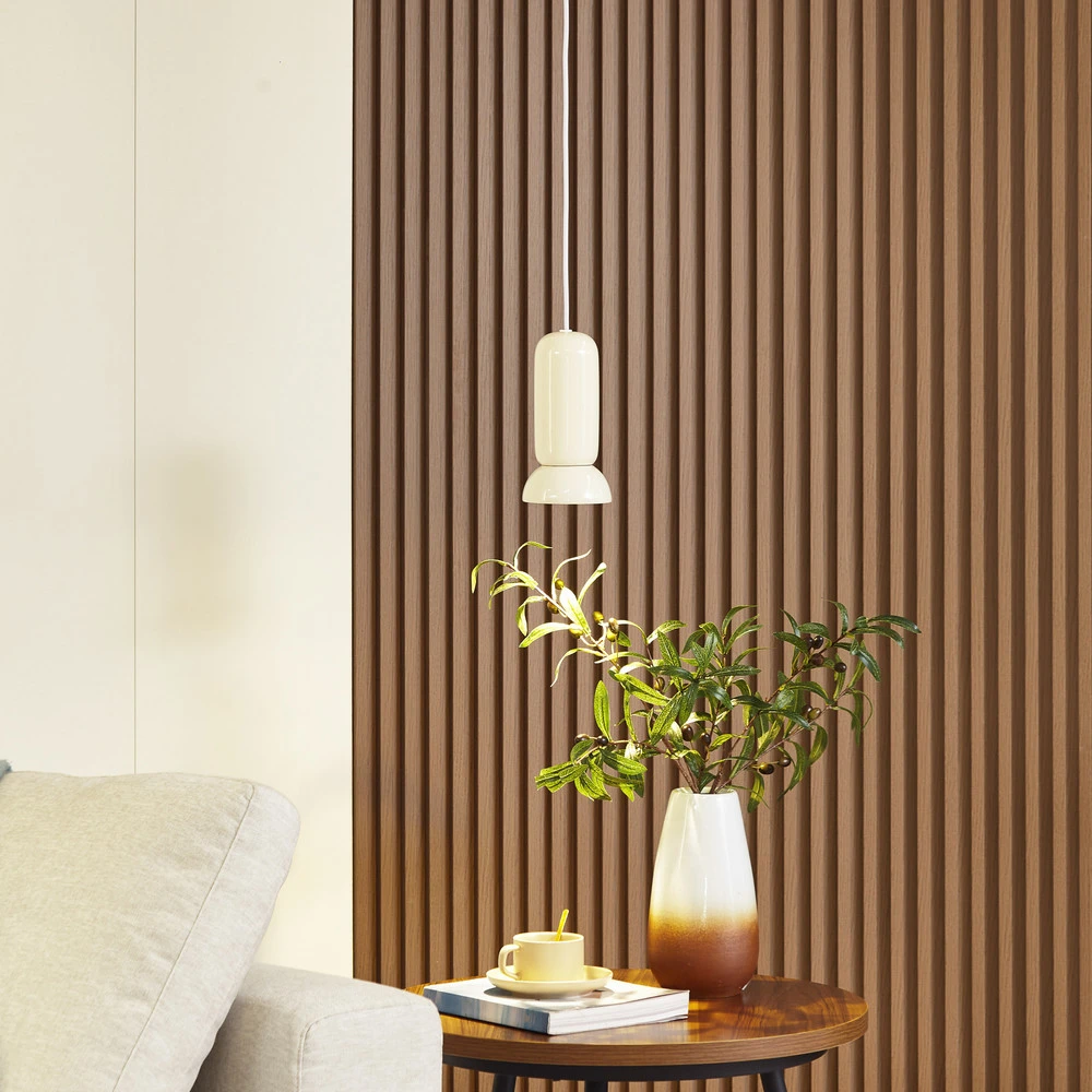 Lindby suspension Kerimi, crème, à 1 lampe avec fixation réglable