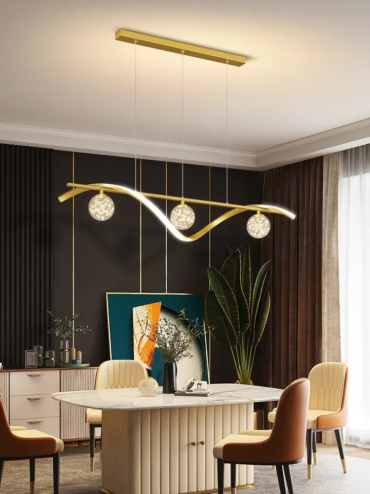 Luminaire de plafond design contemporain Suspension ondule éclatante