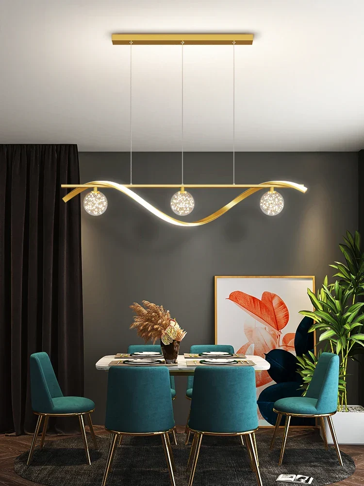 Luminaire de plafond design contemporain Suspension ondule éclatante