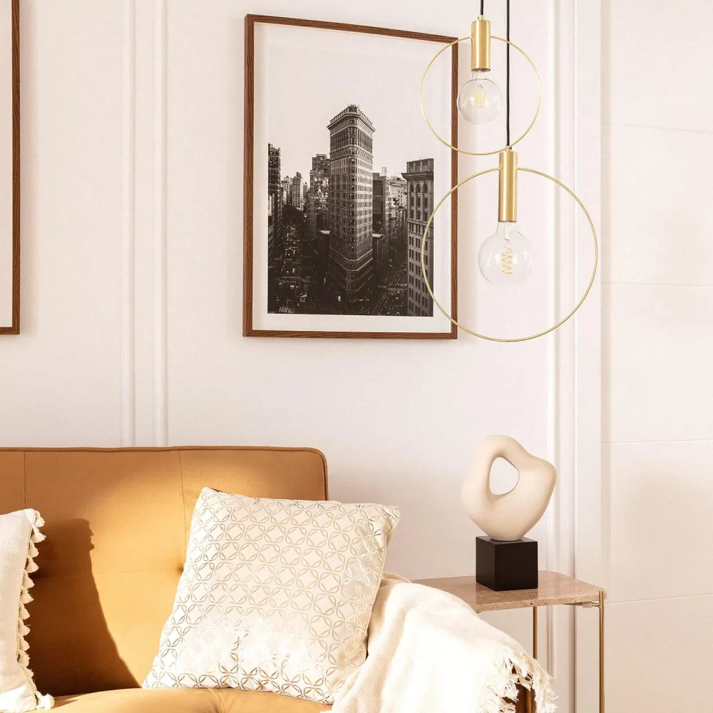 Luminaire de plafond à diffusion uniforme Lampe suspendue en métal avec éclairage LED intégré Otos
