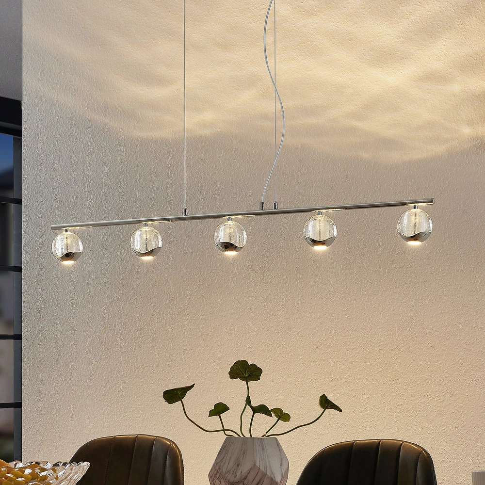 Luminaire de plafond à diffusion uniforme Lucande Kilio suspension LED, à 5 lampes, chromée