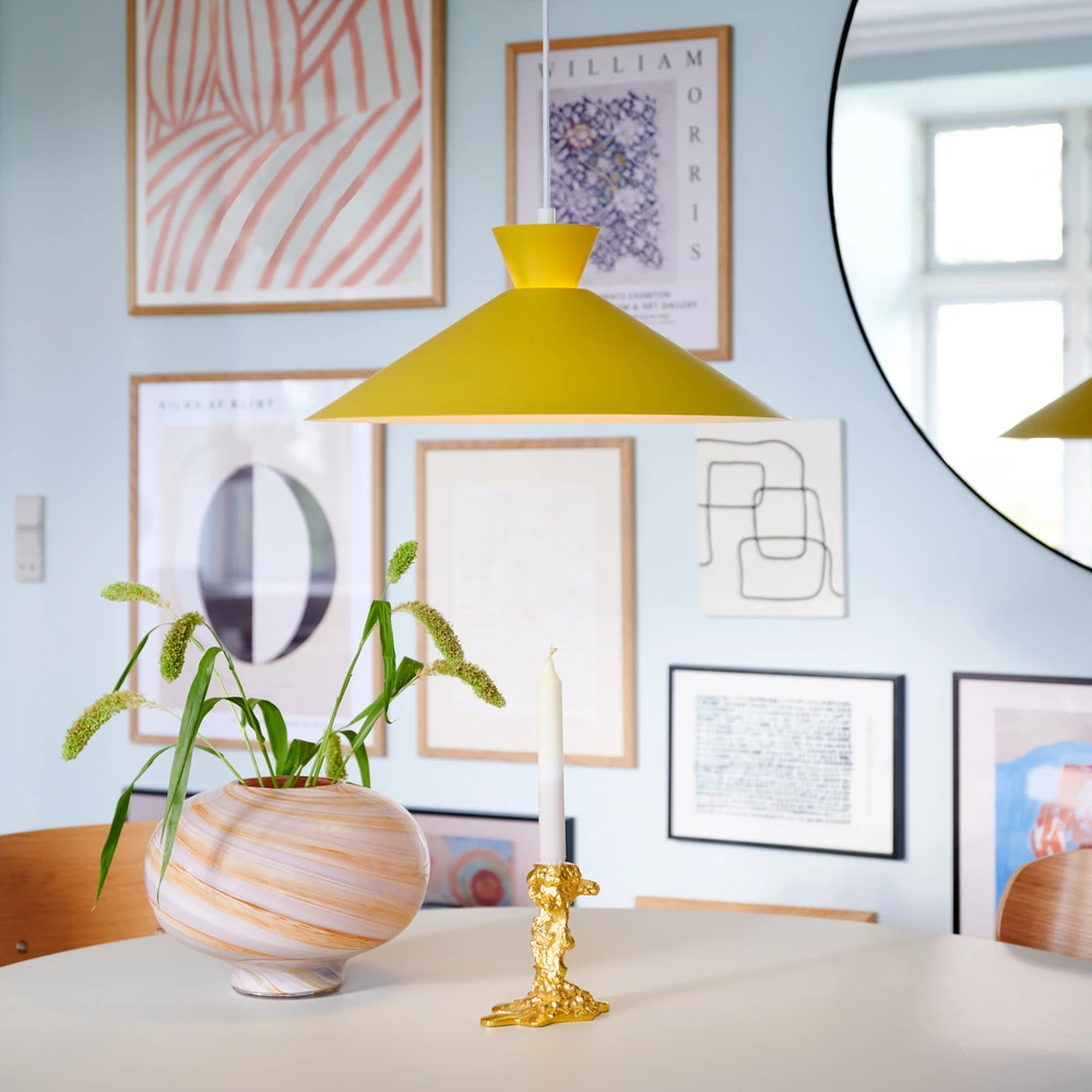 Luminaire de plafond à diffusion uniforme Suspension Dial avec abat-jour en métal, jaune, Ø 45 cm