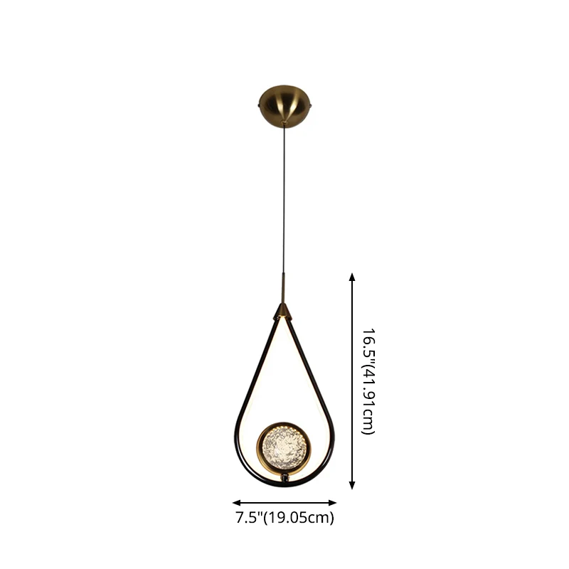 Luminaire de plafond encastrable LED de style contemporain à côté de la lampe suspendue au plafond en cristal et en métal