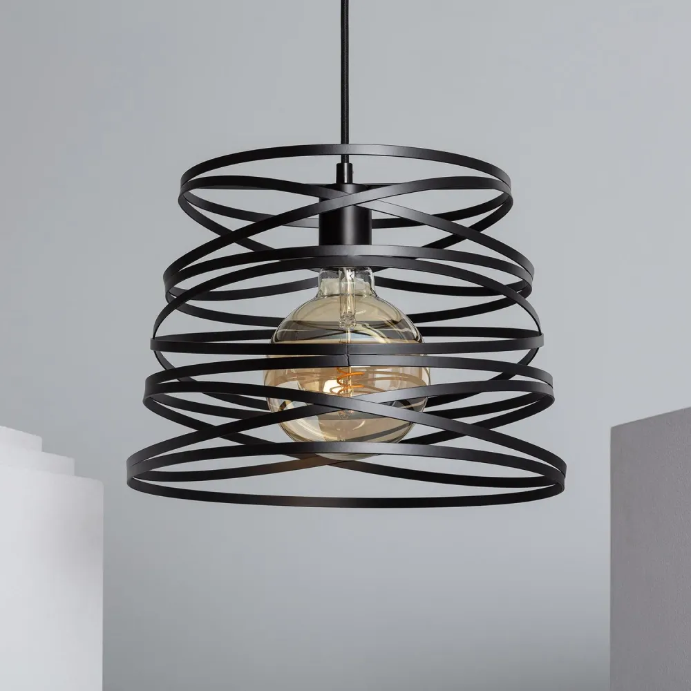 Un luminaire suspendu avec structure en métal et éclairage par LED - Installation Facile