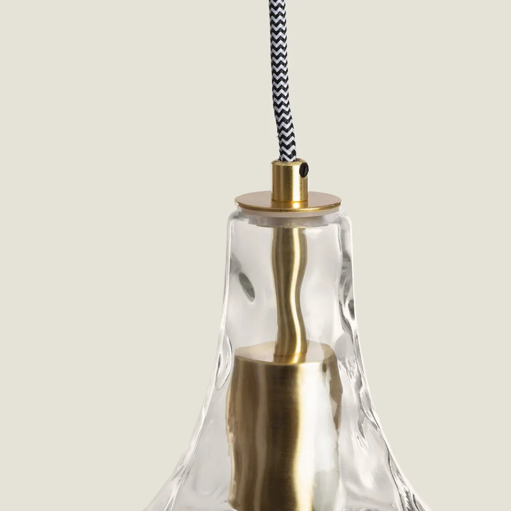 Luminaire suspendu avec verre, doté d'éclairage LED et design Tassel. IP44 pour salle de bain
