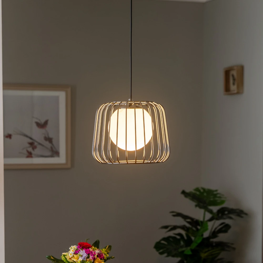 Plafonnier à lumière directionnelle Suspension Ladore Ø 27 cm, noire-chromée
