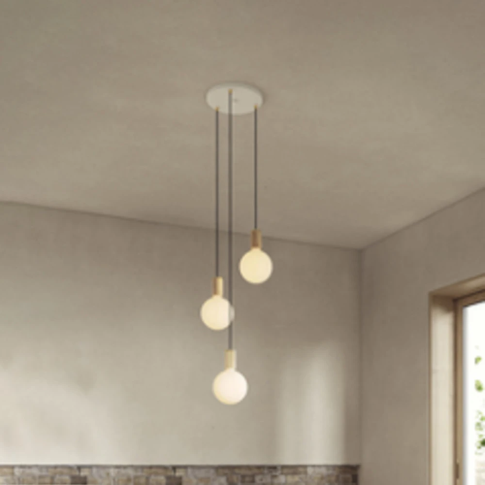 Plafonnier à lumière directionnelle Tala Suspension Triplet Pendant ronde, E27 opale, blanc/chêne