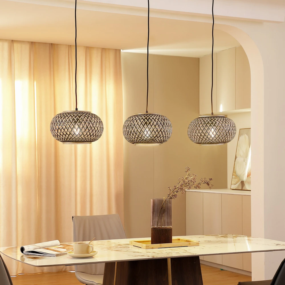 Plaque de plafond LED Lindby suspension Nerys, 3 lampes, noir, bambou, 1.120 cm