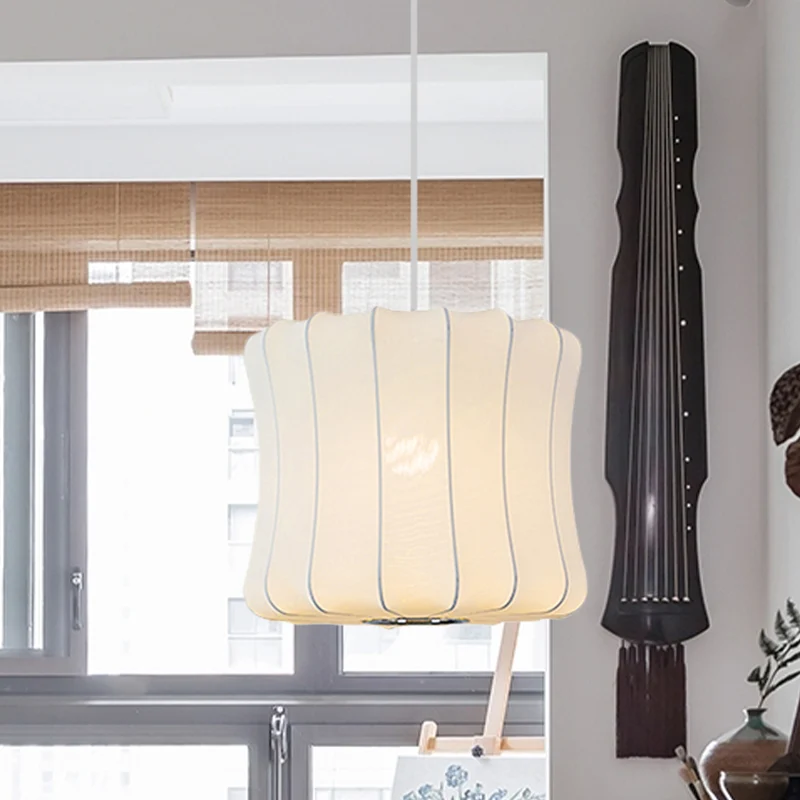 Plaque de plafond LED Suspension contemporain à 1 lumière avec abat-jour en tissu, lanterne blanche, plafonnier suspendu