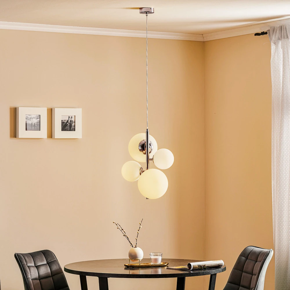 Suspension Bloom à 4 lampes, chromée pour plafonds suspendus