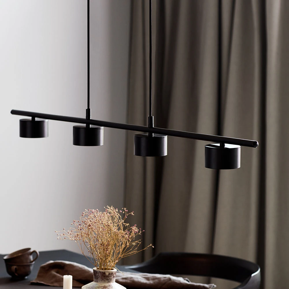 Suspension LED Clyde, à 4 lampes, droite pour entrée et couloir