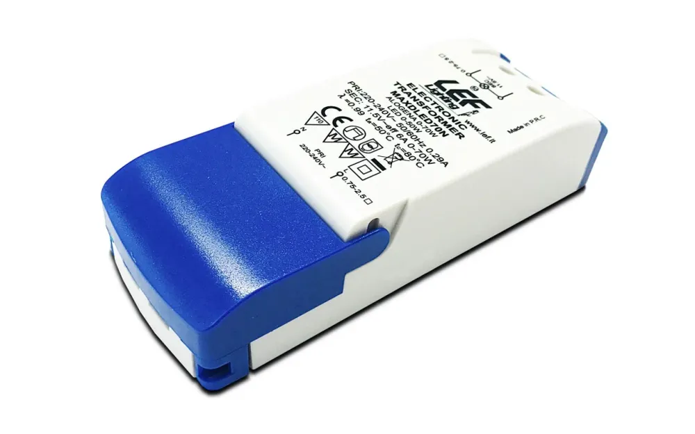 TRASFORMATORE ELETTRONICO PER LAMPADE ALOGENE 1-105W E LED 1-50W 12 VAC DIMMER LEF LIGHTING MAXDLED105N avec câble de 2 mè...